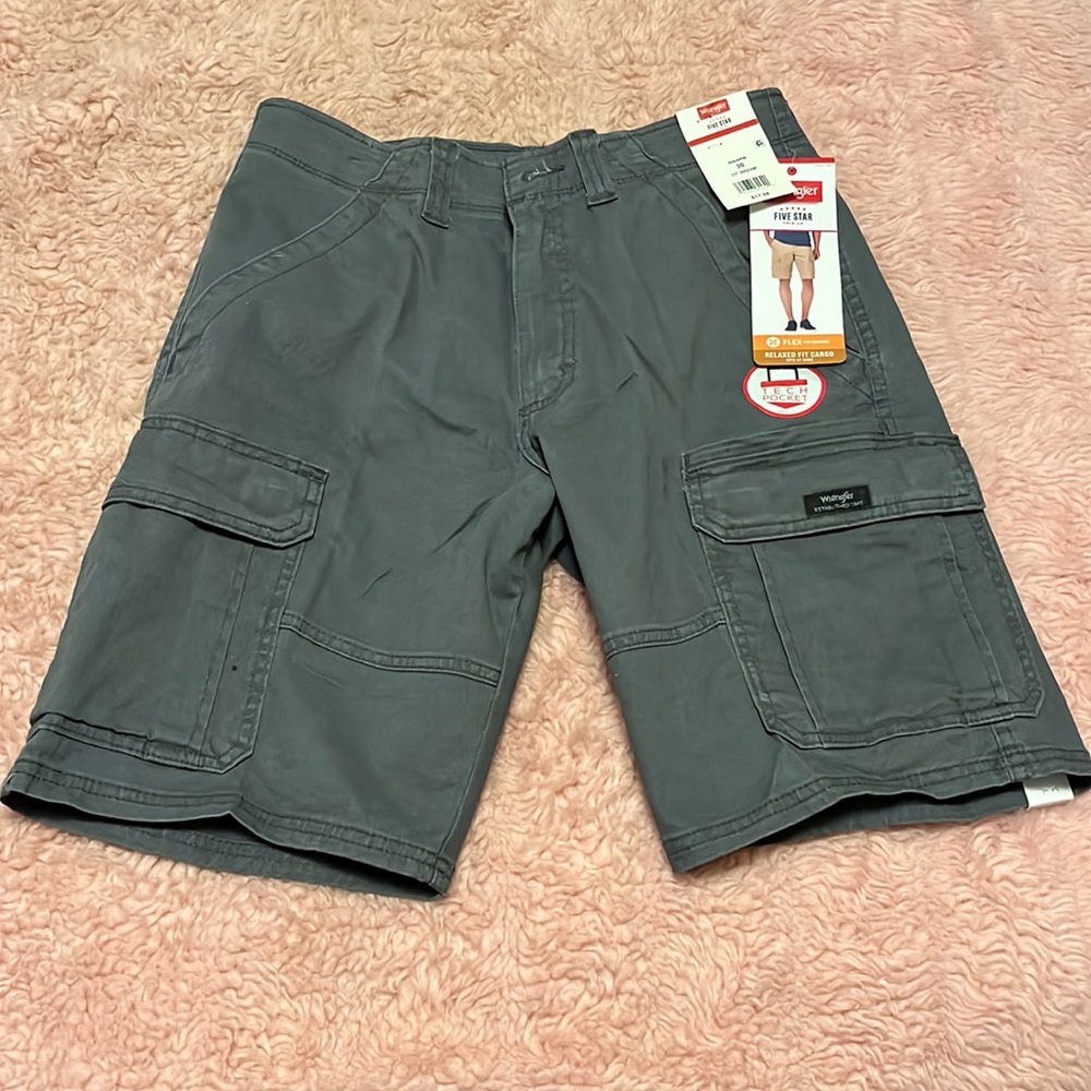 Brand new wrangler cargo shorts